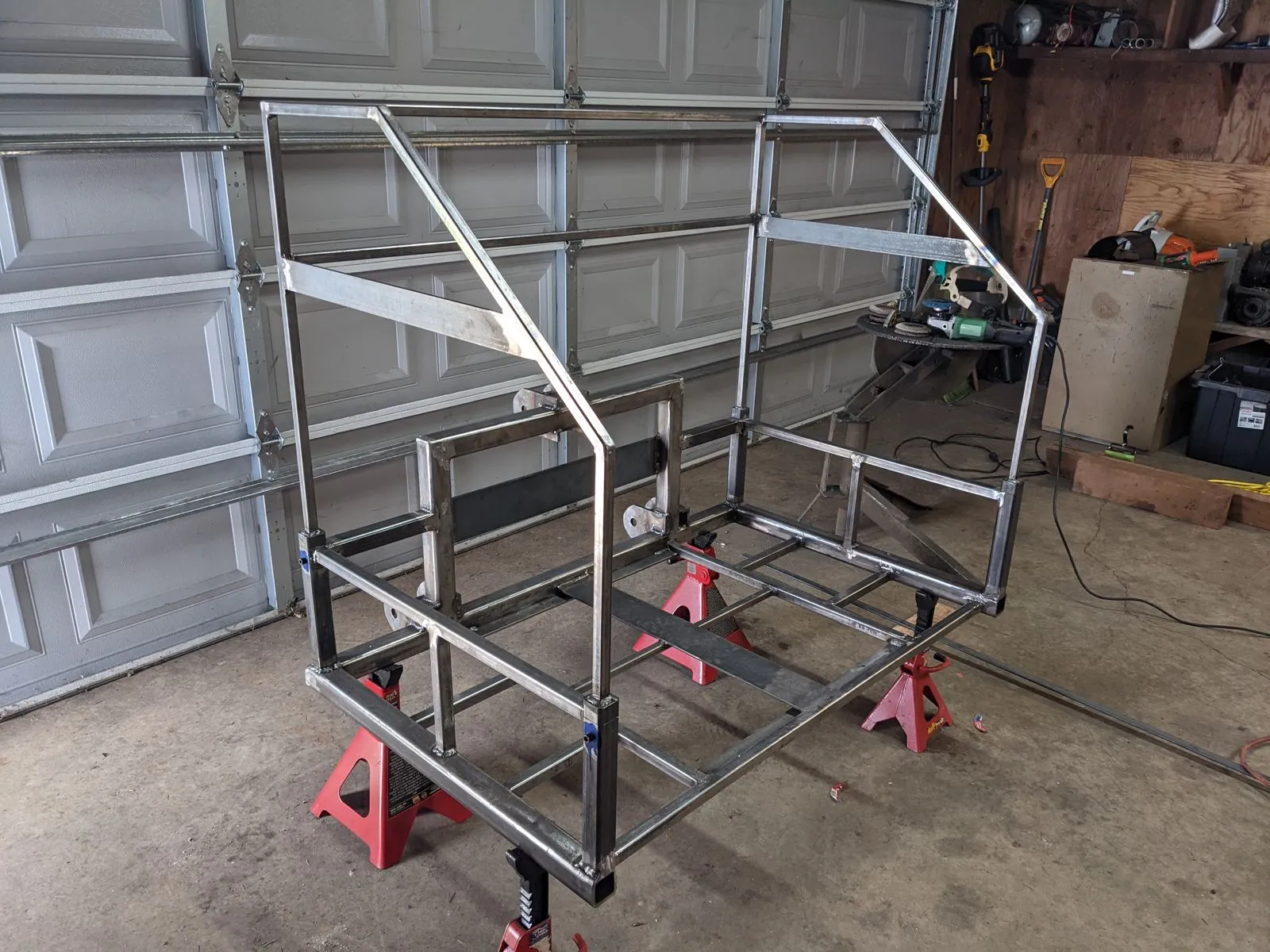 The upper frame welded out and cleaned up